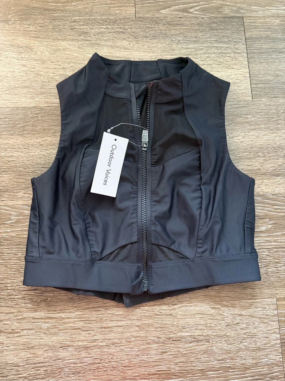 NWT Outdoor Voices STW Zip Front Bra Black